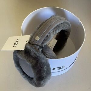 NWT New UGG Australia Shearling Earmuffs Gray with UGG Box & Tags